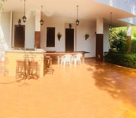 Casa Vacanza Villa Rita Mondragone Zewnętrze zdjęcie